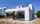 Luxe woning afgewerkt met hoogwaardige materialen en LED-details